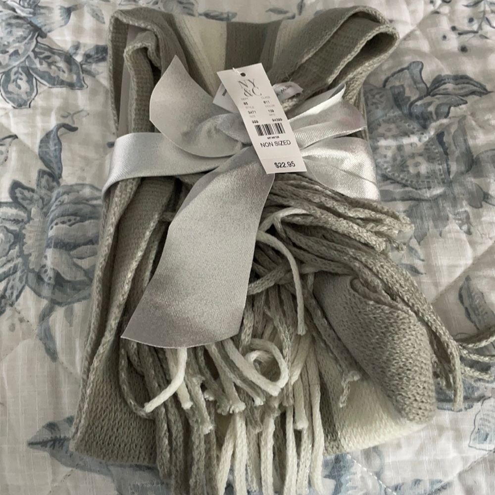 Grey and white scarf